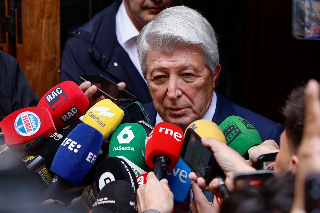 Cerezo: "Lo del césped, lo del penalti... todo eso es una tontería" Cerezo: "Lo del césped, lo del penalti... todo eso es una tontería"