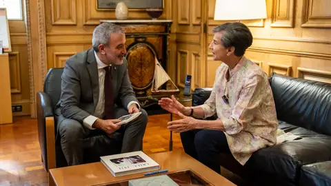 Barcelona crea el Premi Internacional per la Pau en homenatge a Pau Casals Barcelona crea el Premi Internacional per la Pau en homenatge a Pau Casals