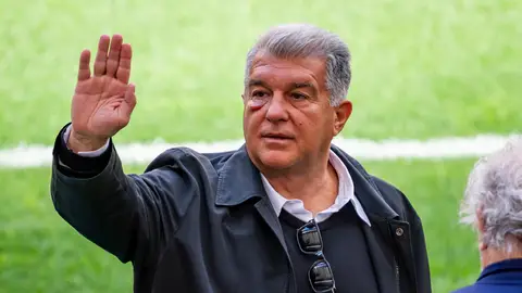 Laporta: "El arbitraje ha sido una vergüenza, es inadmisible" Laporta: "El arbitraje ha sido una vergüenza, es inadmisible"