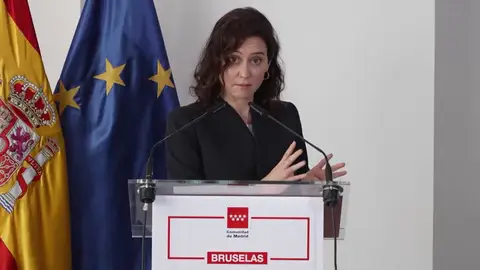 Ayuso no se corta con los mensajes de Koldo y Armengol: "A mí me llama cariño un asesor y le arranco la cabeza" Ayuso no se corta con los mensajes de Koldo y Armengol: "A mí me llama cariño un asesor y le arranco la cabeza"