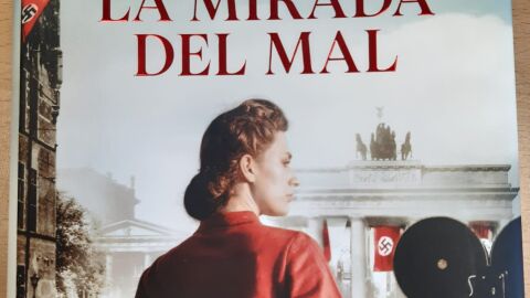 Entrevista con Reyes Monforte por su &uacute;ltima novela: La mirada del mal