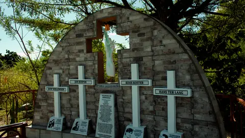 Memorial cuatro periodistas holandeses en El Salvador memorial-cuatro-periodistas-holandeses-elsalvador