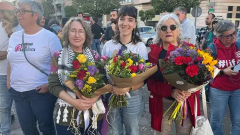 IU Extremadura celebra la participación de "centenares de personas" en sus actos para conmemorar el Día de la República IU Extremadura celebra la participación de "centenares de personas" en sus actos para conmemorar el Día de la República