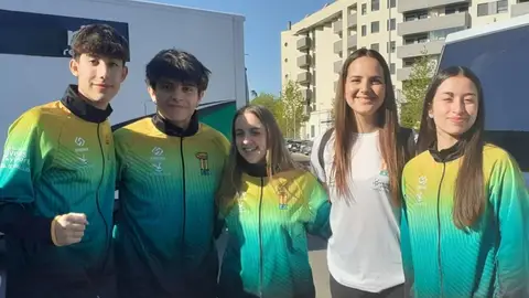 Alumnas de la UEx consiguen una medalla de oro y otra de bronce en el campeonato universitario de karate Alumnas de la UEx consiguen una medalla de oro y otra de bronce en el campeonato universitario de karate