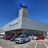 Talleres Martínez servicio Ford en San Miguel de Salinas