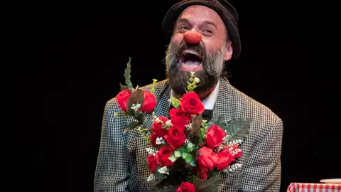 Convocadas ayudas de 200.000 euros para compañías extremeñas de artes escénicas que realicen giras fuera de la región Convocadas ayudas de 200.000 euros para compañías extremeñas de artes escénicas que realicen giras fuera de la región