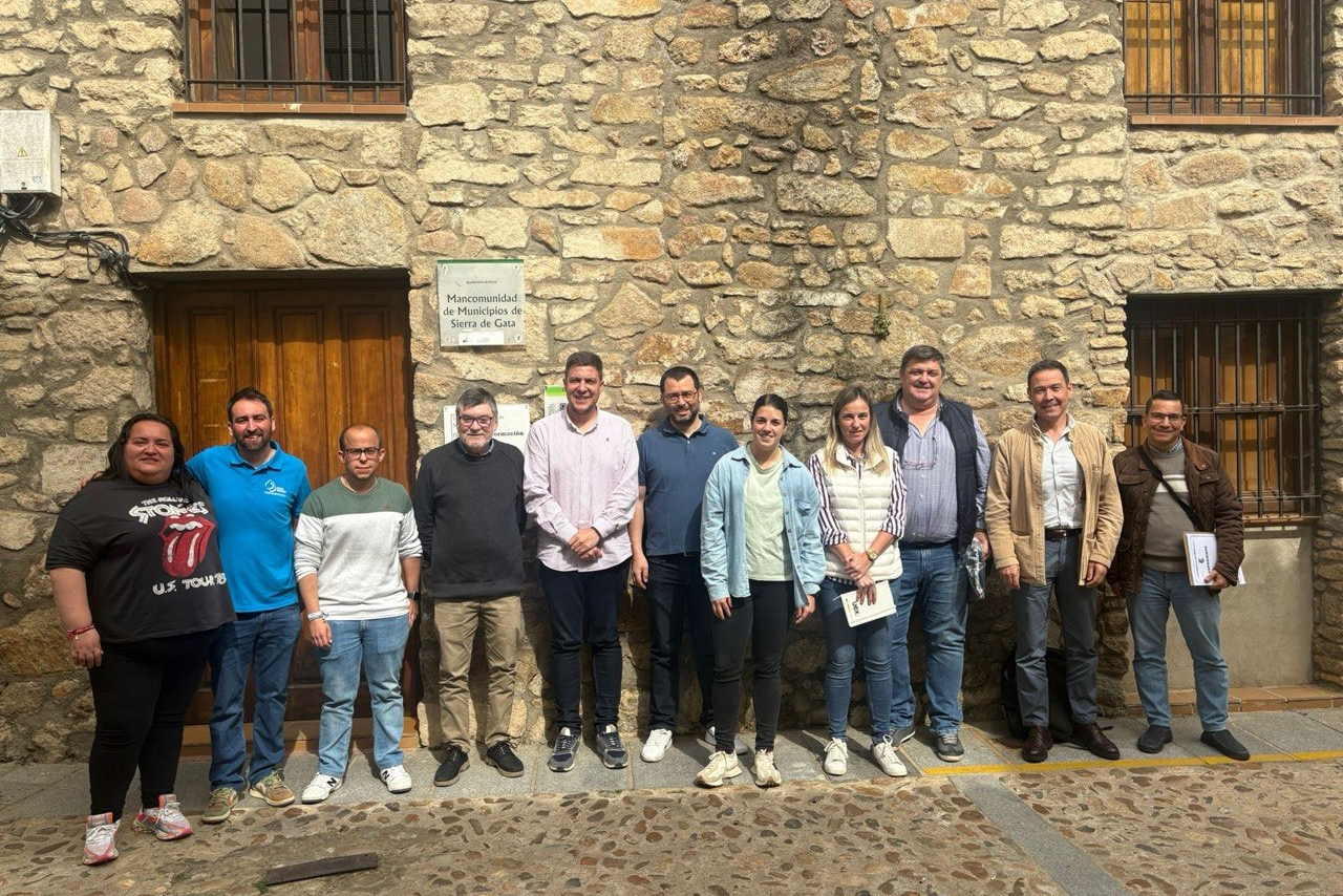 La Diputación de Cáceres extiende la gestión integral del ciclo del agua en cinco municipios de Sierra de Gata La Diputación de Cáceres extiende la gestión integral del ciclo del agua en cinco municipios de Sierra de Gata