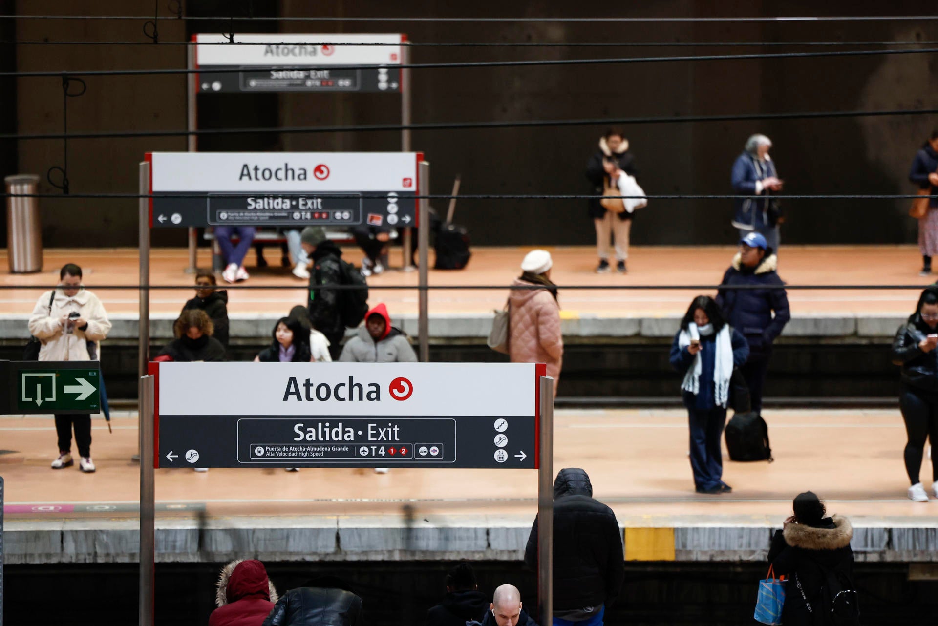 Una incidencia en los desvíos de Atocha provoca retrasos en seis líneas de Cercanías Madrid Una incidencia en los desvíos de Atocha provoca retrasos en seis líneas de Cercanías Madrid