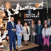 Lectura continuada de Los viajes de Gulliver centra el Día del Libro en El Corte Inglés de Castellón Lectura continuada de Los viajes de Gulliver centra el Día del Libro en El Corte Inglés de Castellón