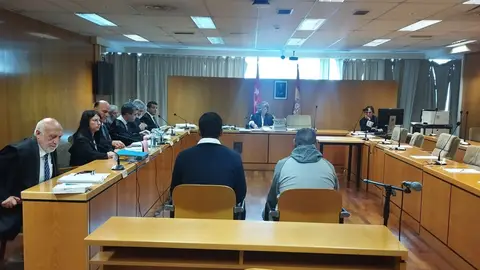 Imagen del pasado 7 de abril de los dos acusados por el pique mortal de la M-30. Imagen del pasado 7 de abril de los dos acusados por el pique mortal de la M-30.