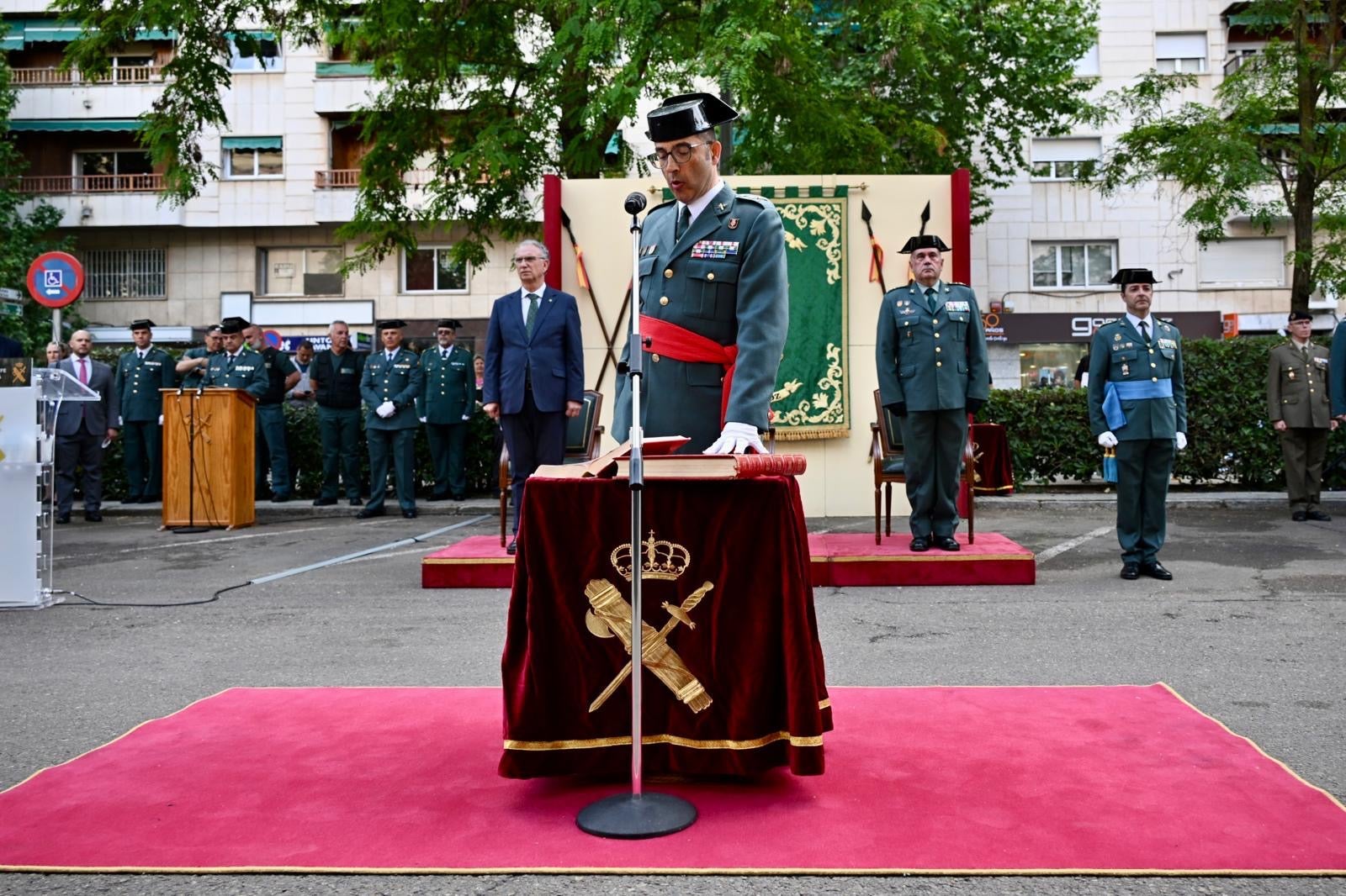 El general de brigada Andrés Velarde toma posesión como nuevo jefe de la Guardia Civil en Extremadura El general de brigada Andrés Velarde toma posesión como nuevo jefe de la Guardia Civil en Extremadura