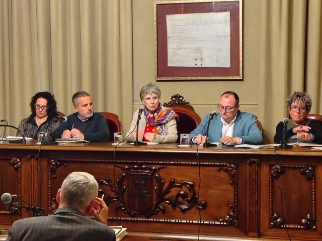 Menys queixes però els retards en les respostes continuen centrant les preocupacions a Vilanova i la Geltrú Menys queixes però els retards en les respostes continuen centrant les preocupacions a Vilanova i la Geltrú