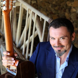 Fraskito presenta en Rojales este sábado 'Gratitud', el nuevo disco que refleja su madurez artística como cantaor y guitarrista Fraskito presenta en Rojales este sábado 'Gratitud', el nuevo disco que refleja su madurez artística como cantaor y guitarrista