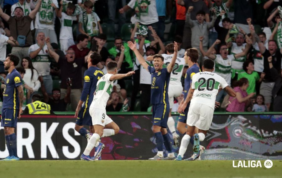 El Elche se agarra al Martínez Valero: tres victorias consecutivas El Elche se agarra al Martínez Valero: tres victorias consecutivas