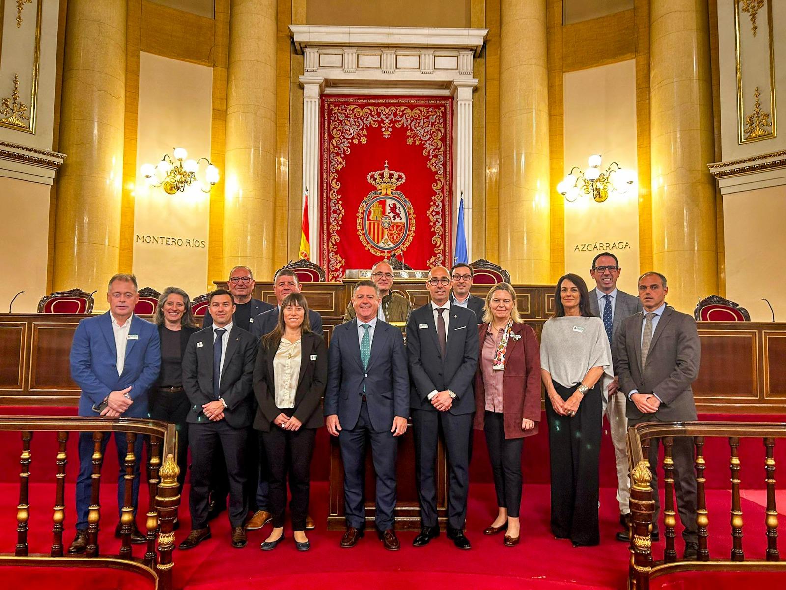 Óscar Portas: "Tener senador propio representa un acto de justicia institucional, de respeto democrático y de reconocimiento a la realidad propia de Formentera" Óscar Portas: "Tener senador propio representa un acto de justicia institucional, de respeto democrático y de reconocimiento a la realidad propia de Formentera"