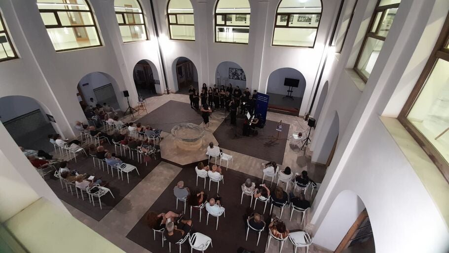 Biblioteca 'María Moliner' Orihuela