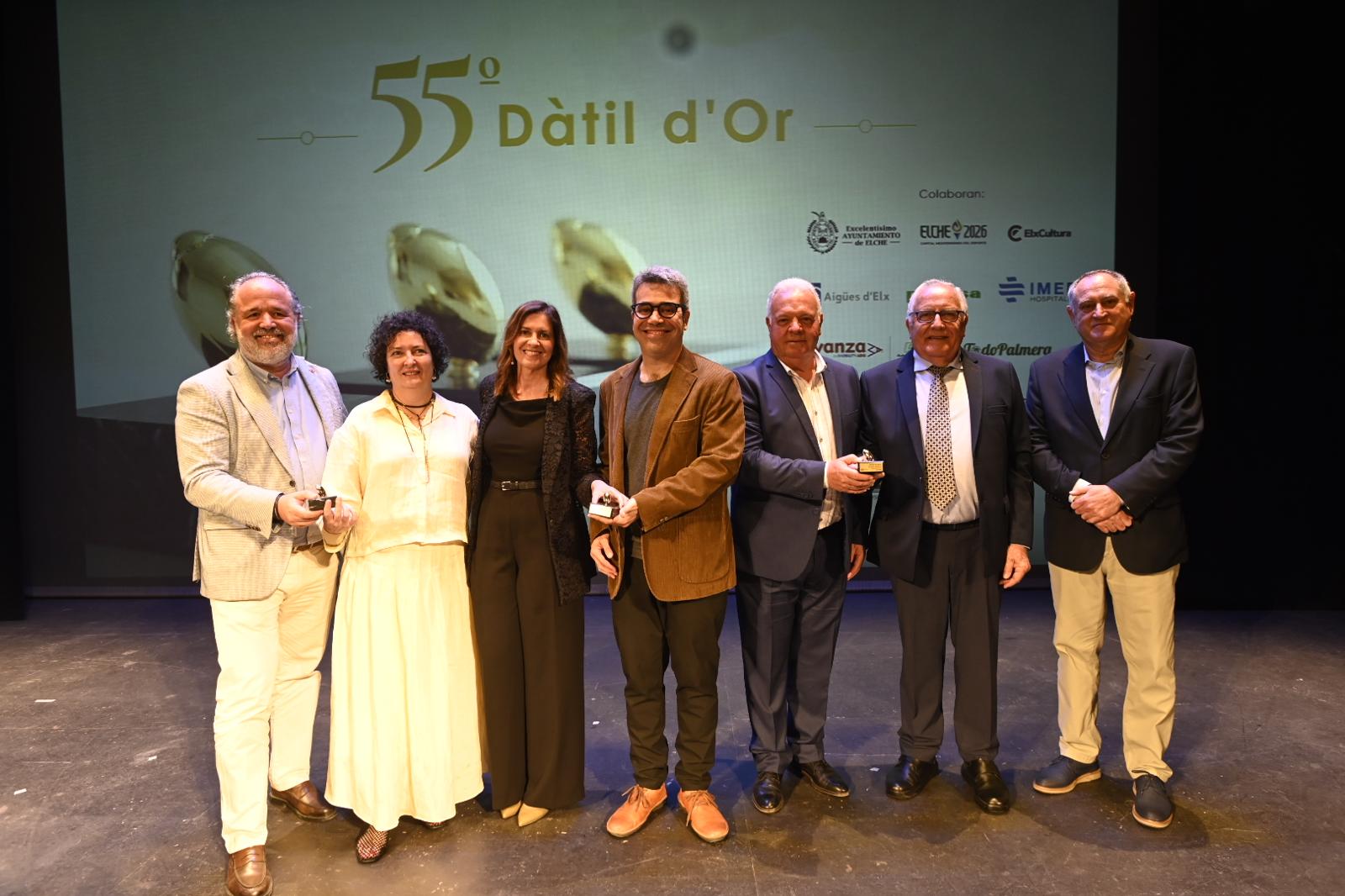 La Asociación de Informadores de Elche entrega sus premios Dàtil d’Or con reivindicación al periodismo local y al derecho a la información veraz La Asociación de Informadores de Elche entrega sus premios Dàtil d’Or con reivindicación al periodismo local y al derecho a la información veraz