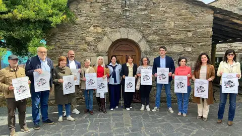 Unha viaxe a Sarria para visitar a Feira de Antigüidades e Restauración Conversamos con Carmen Rodríguez, presidenta da Asociación de Anticuarios y Restauradores San Lázaro.