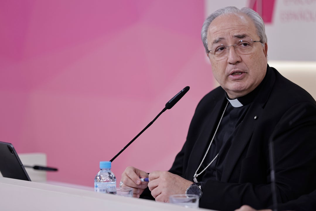 El secretario general de la Conferencia Episcopal Española, Francisco César García Magán, durante la rueda de prensa este viernes en Madrid. El secretario general de la Conferencia Episcopal Española, Francisco César García Magán, durante la rueda de prensa este viernes en Madrid.