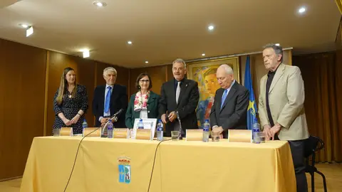 La investigadora canguesa, Carmen Martínez, premio `Manzana de Oro´ por su trayectoria científica La investigadora canguesa, Carmen Martínez, premio `Manzana de Oro´ por su trayectoria científica