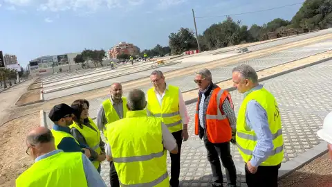 Avanzan las obras del parking de Beniardá con la colocación del pavimento drenante Avanzan las obras del parking de Beniardá con la colocación del pavimento drenante