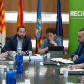 Reciplasa garantiza la continuidad del servicio de residuos tras el incendio en su planta de Onda
