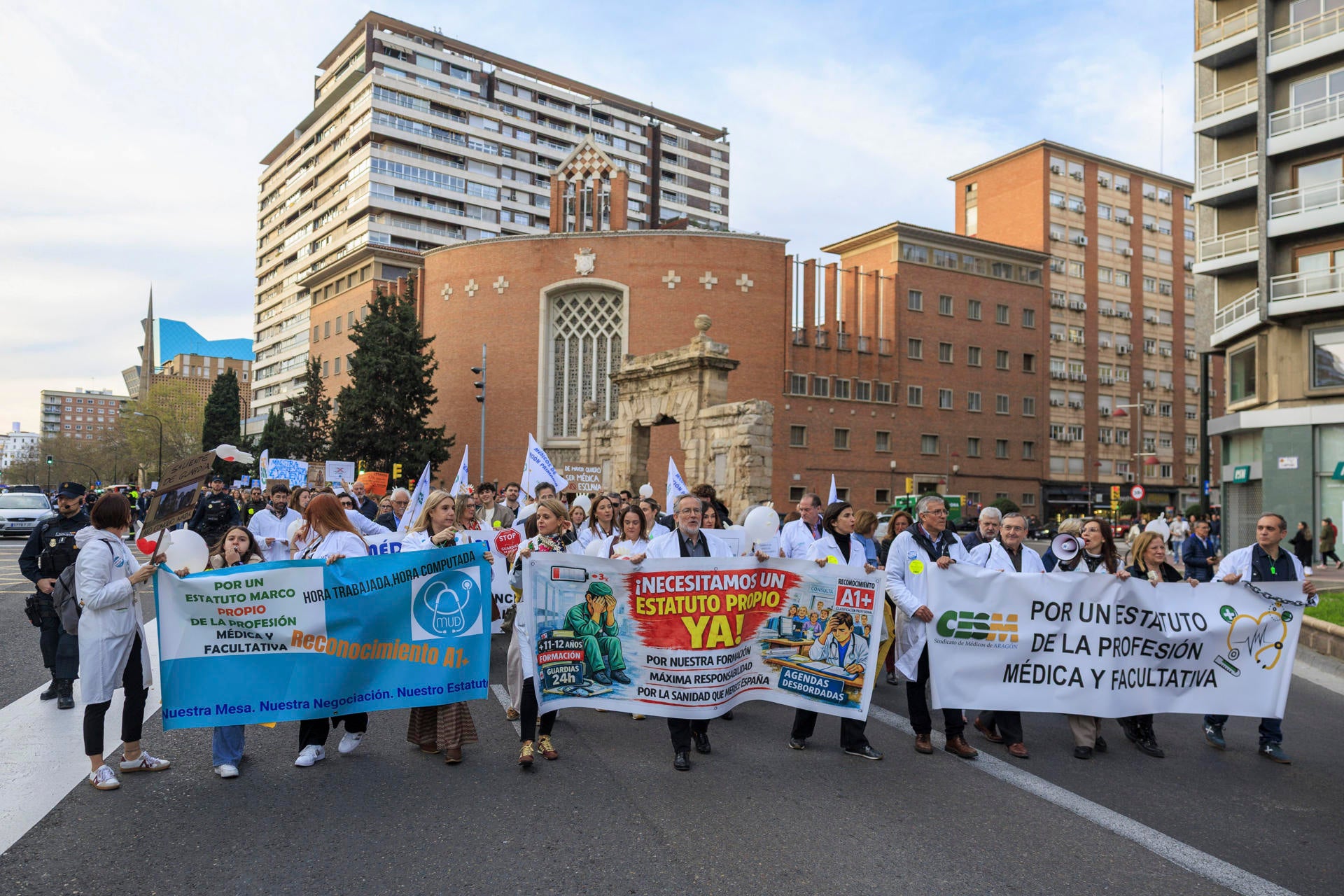 Los médicos inician la tercera huelga en lo que va de año: qué piden a Sanidad y hasta cuándo pueden durar los paros Los médicos inician la tercera huelga en lo que va de año: qué piden a Sanidad y hasta cuándo pueden durar los paros