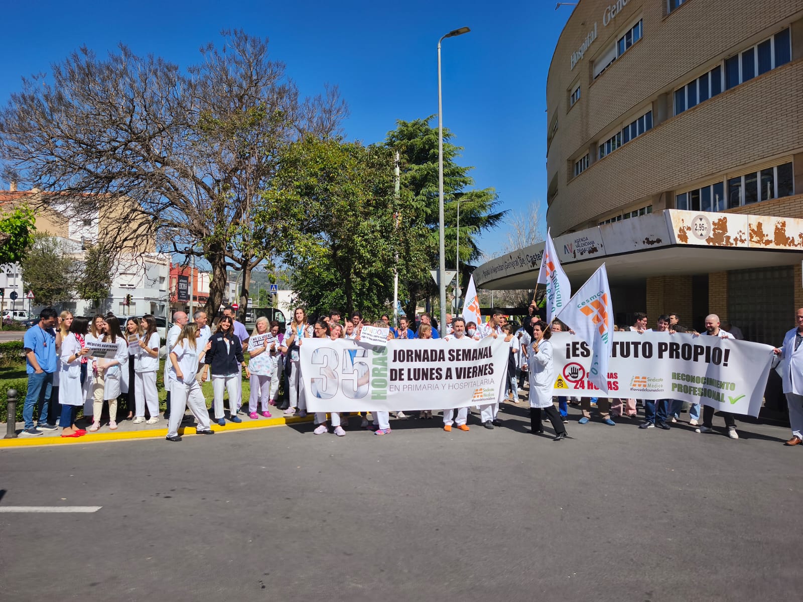 Los médicos mantienen las protestas en Castellón por el Estatuto Marco Los médicos mantienen las protestas en Castellón por el Estatuto Marco