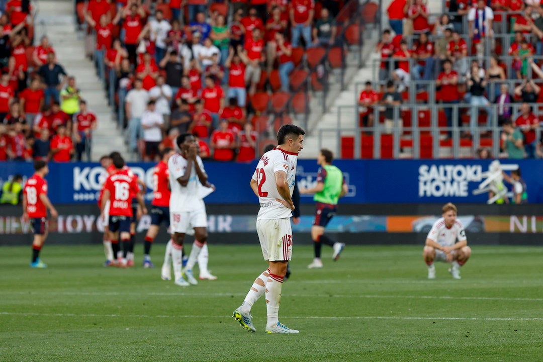 Osasuna se agarra a Europa y hunde al Sevilla Osasuna se agarra a Europa y hunde al Sevilla