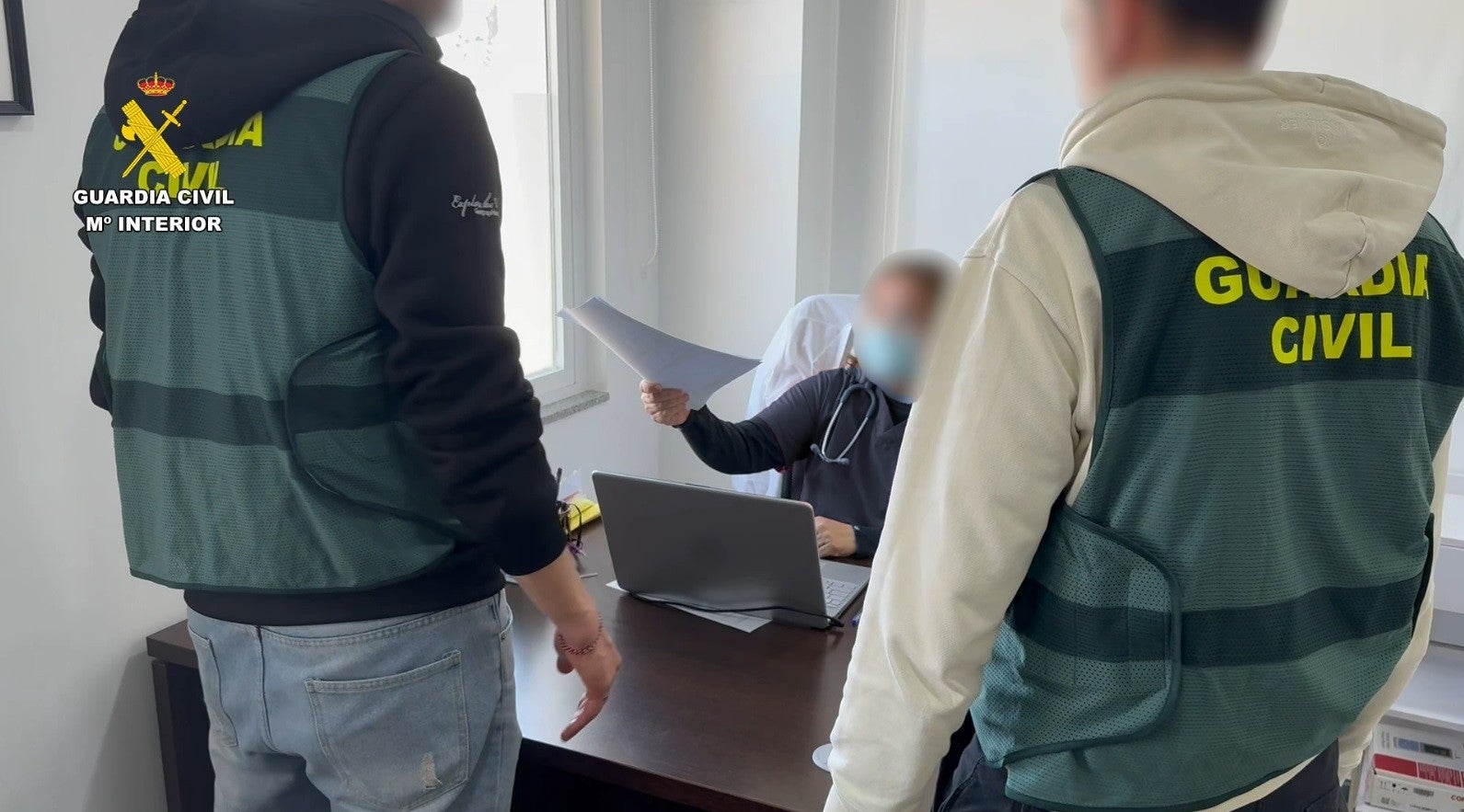 Dos mujeres detenidas en Santa Pola por realizar tratamientos médicos sin titulación Dos mujeres detenidas en Santa Pola por realizar tratamientos médicos sin titulación