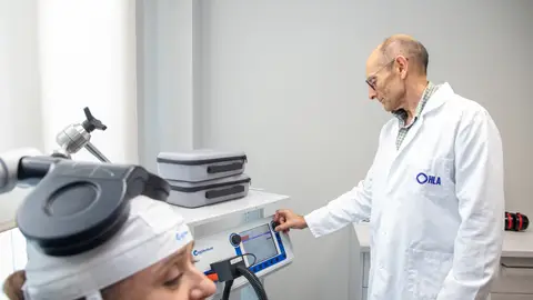 La Unidad de Neurociencias y la estimulación magnética transcraneal La Unidad de Neurociencias y la estimulación magnética transcraneal
