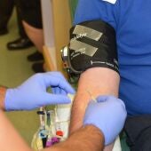 Llamamiento a la donación de sangre en Sevilla de cara al puente festivo de mayo