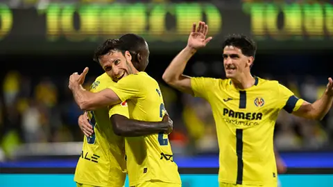 El Villarreal roza la Liga de Campeones ante un Celta que no reacciona El Villarreal roza la Liga de Campeones ante un Celta que no reacciona