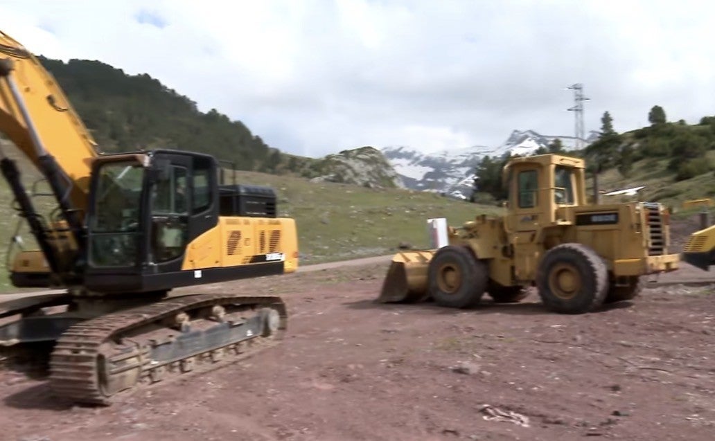En marcha las obras de la telecabina que unirá Astún y Candanchú En marcha las obras de la telecabina que unirá Astún y Candanchú
