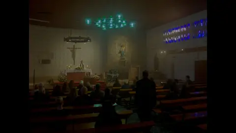 Una escena del corte PORDENTRO Una escena del corte PORDENTRO