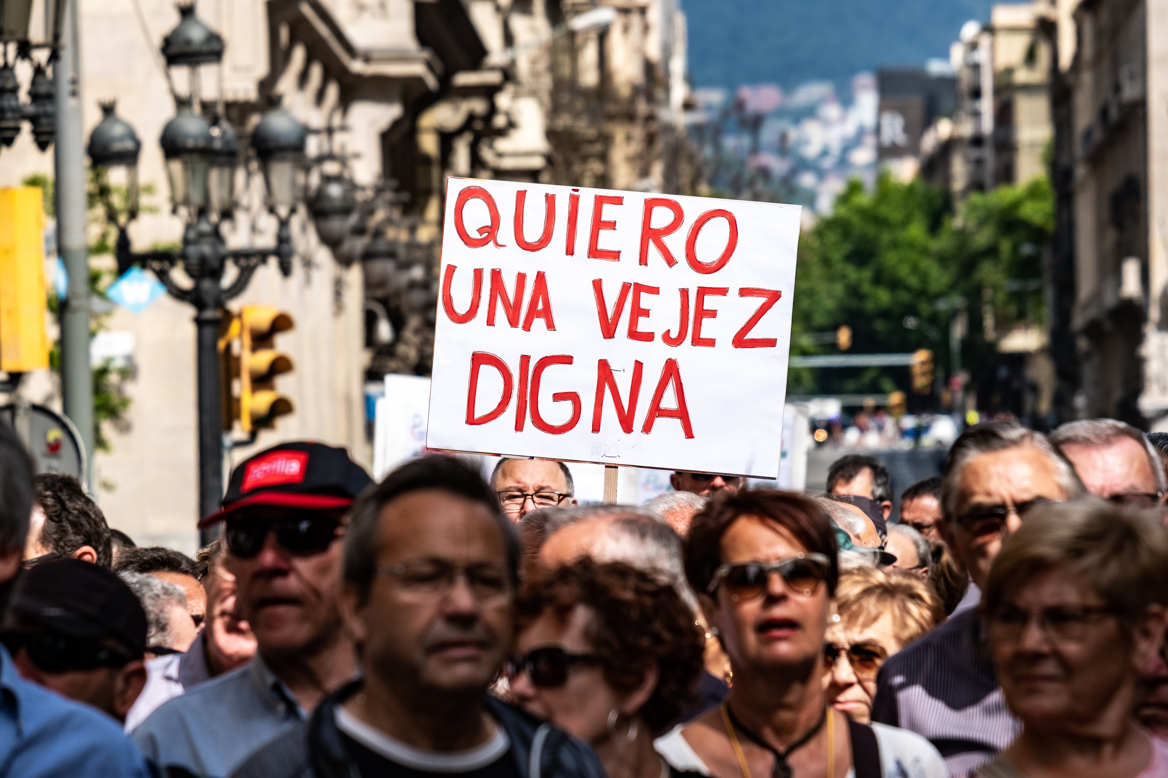 Manifestantes en el año 2018 reclamando "una vejez digna". Manifestantes en el año 2018 reclamando "una vejez digna".