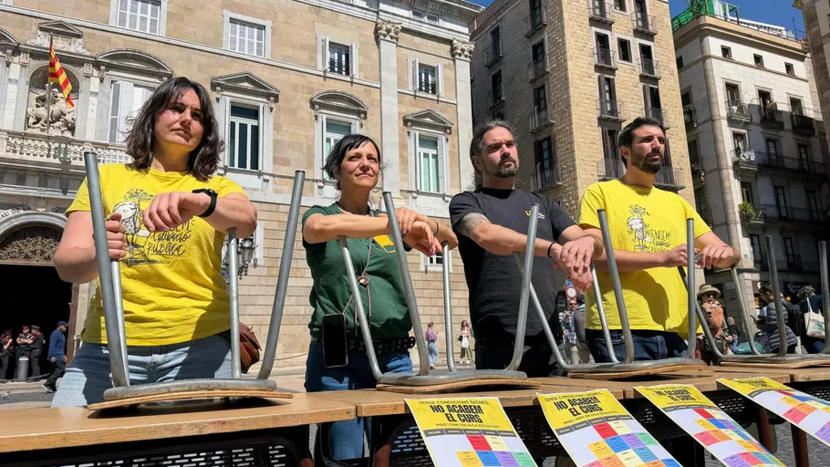 Els sindicats educatius anuncien cinc dies de vaga per territori entre maig i juny