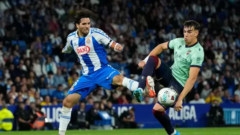 Espanyol y Levante empatan y se abonan al suspense Espanyol y Levante empatan y se abonan al suspense
