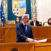 Azcón durante la apertura del pleno de investidura en la Aljafería
