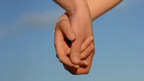 Manos entrelazadas Manos entrelazadas