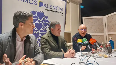 ¡Vamos Palencia! vuelve a pedir a Domiciano Curiel que por dignidad y coherencia devuelva sus actas en el Ayuntamiento y en la Diputación .