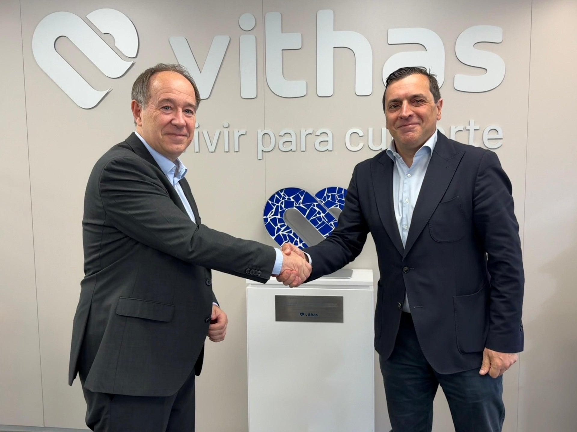 Vithas y GE HealthCare impulsan la modernización de resonancias magnéticas con tecnología de última generación Vithas y GE HealthCare impulsan la modernización de resonancias magnéticas con tecnología de última generación