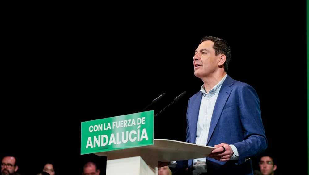 Juanma Moreno, durante un acto de campaña el pasado 25 de abril. Juanma Moreno, durante un acto de campaña el pasado 25 de abril.