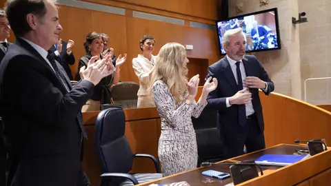Azcón ha sido reelegido presidente del Gobierno aragonés Azcón ha sido reelegido presidente del Gobierno aragonés