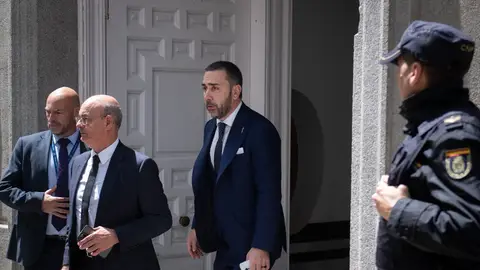 El empresario Víctor de Aldama a su salida del Tribunal Supremo El empresario Víctor de Aldama a su salida del Tribunal Supremo
