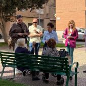 La campaña ‘A peu de carrer’ aterriza en María Cases para reforzar la atención a los vecinos de Onda