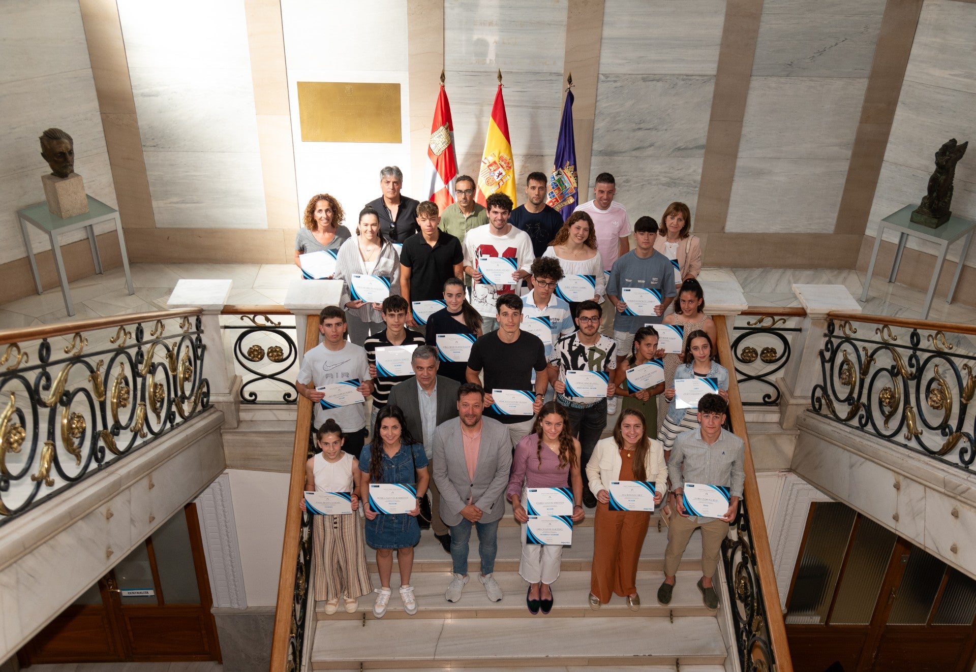 La Diputación apoya a los deportistas de la provincia a través de su programa de becas dotado con 38.000 euros La Diputación apoya a los deportistas de la provincia a través de su programa de becas dotado con 38.000 euros