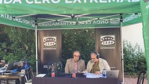 M&aacute;s de uno C&aacute;ceres, especial Feria del Libro con Vicente Pozas