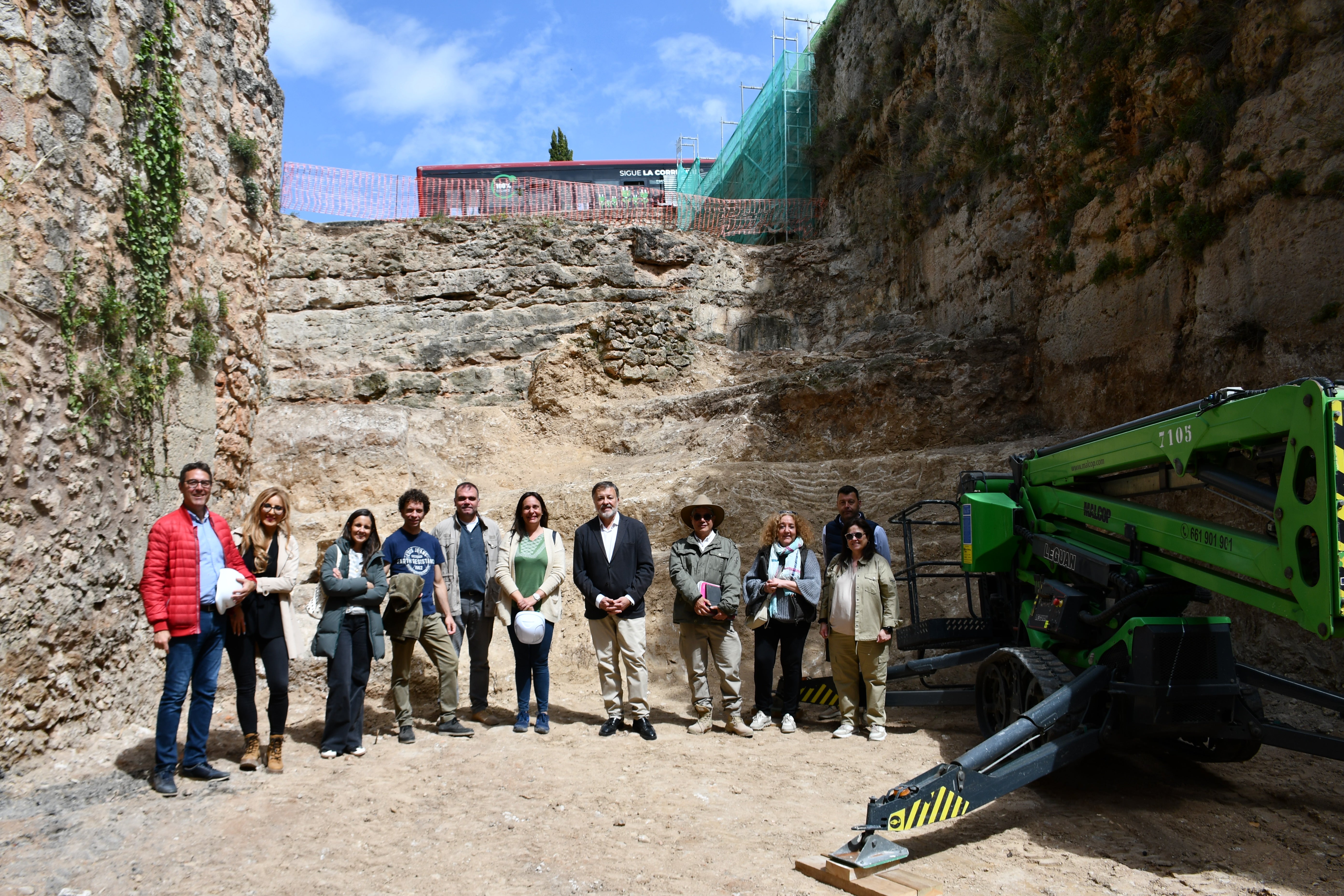 La Muralla de Cuenca se restaura con una inversión de 2,1 millones para reforzar su valor patrimonial La Muralla de Cuenca se restaura con una inversión de 2,1 millones para reforzar su valor patrimonial