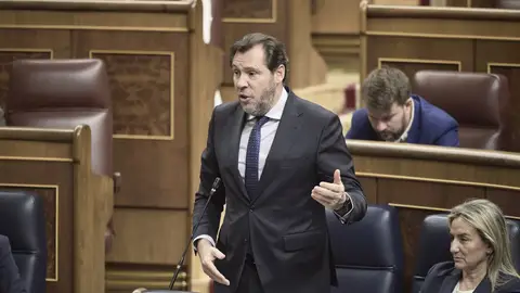 Óscar Puente, durante una sesión plenaria en el Congreso Óscar Puente, durante una sesión plenaria en el Congreso